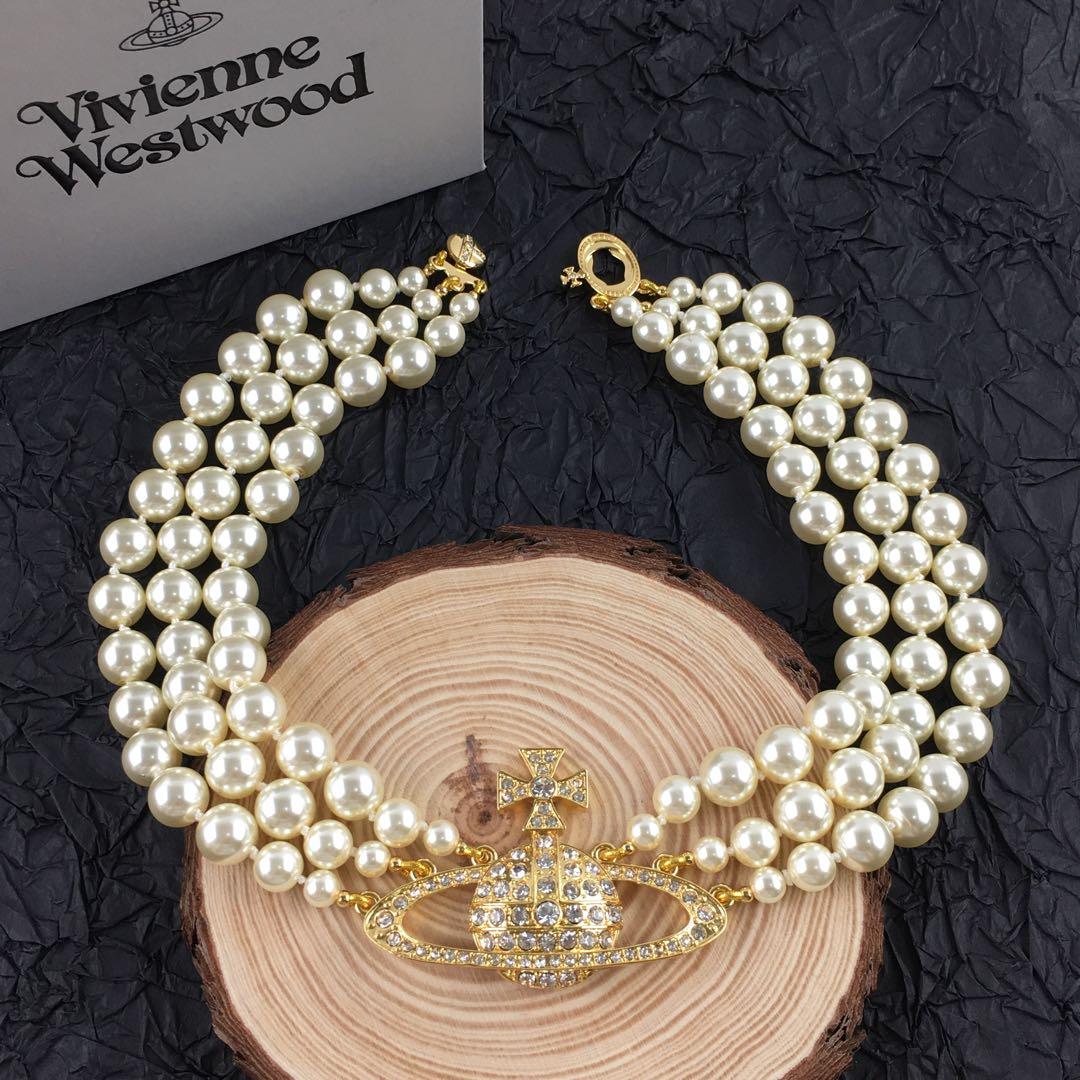 ヴィヴィアンウエストウッド 定番三連パールチョーカー - メルカリ