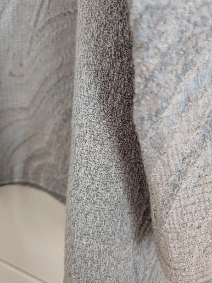 2023 ババグーリ 綿ウール メノウ柄のゆったりプルオーバー ヨーガン