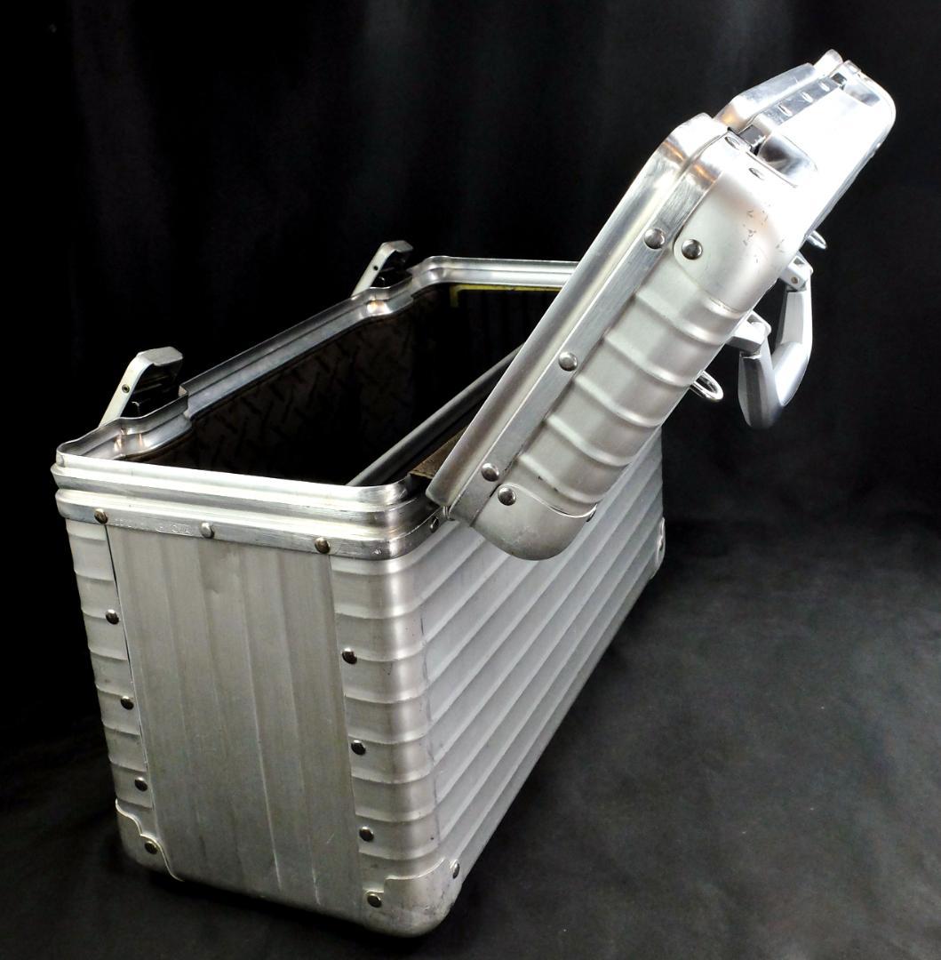 リモワ 940.31トパーズ『ルフトハンザ 』スリムパイロットケース 29L