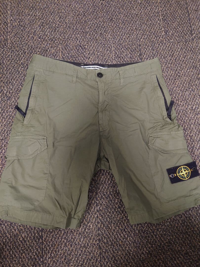 ストーンアイランド カーゴショートパンツ オリーブ - メルカリ