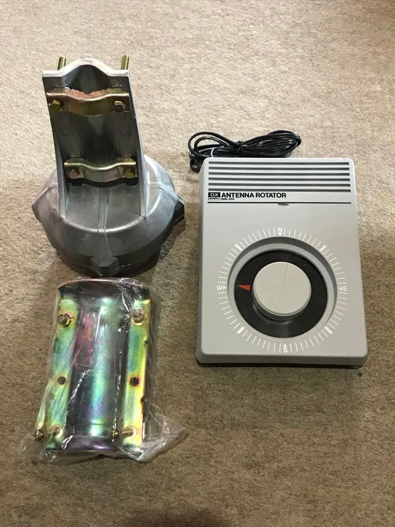 ＤＸアンテナ 小型テーター DAR-200 UHF平面アンテナ(20素子相当) | 製品情報 | DXアンテナ