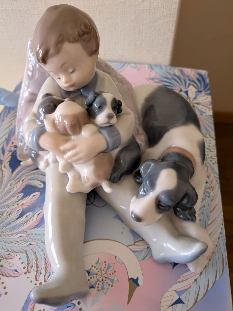 ◯LLADRO リヤドロ みんなおねんね 犬 子犬 廃盤 フィギュリン