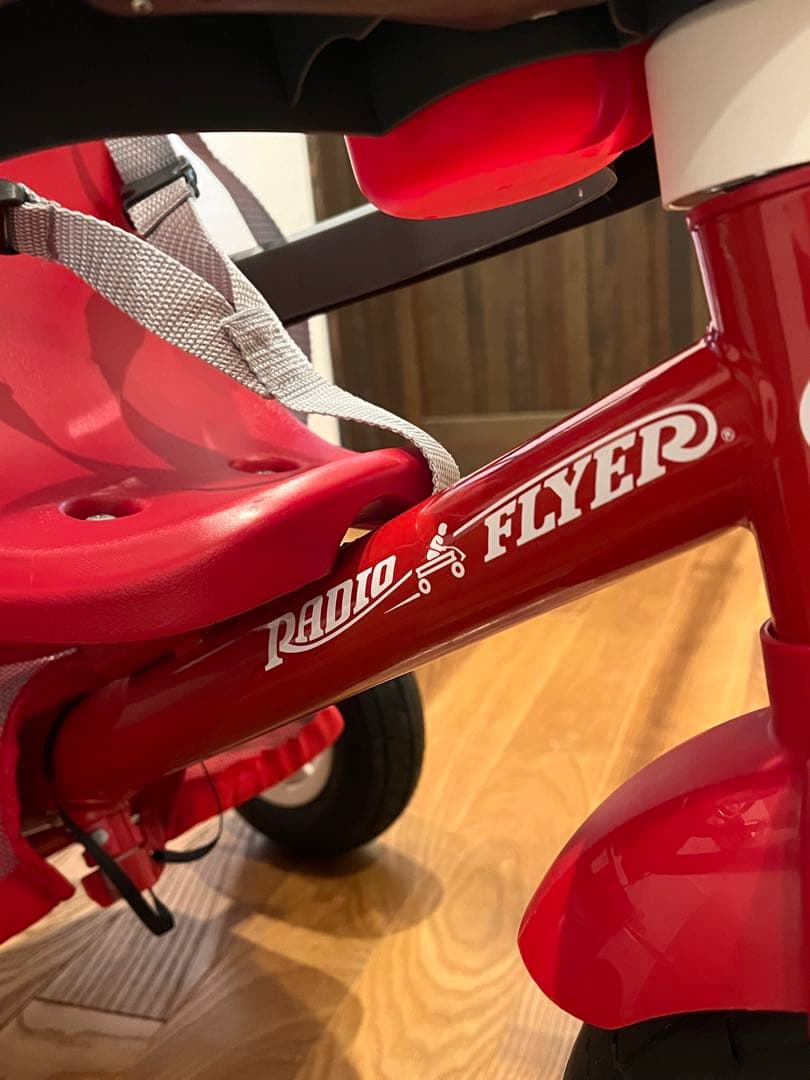 hid310様【美品・レアモデル】RADIO FLYER 三輪車 - メルカリ