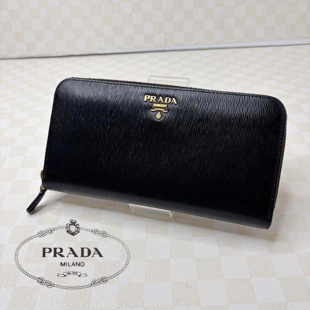 極美品 PRADA プラダ 長財布 ラウンドファスナー M011 - メルカリ