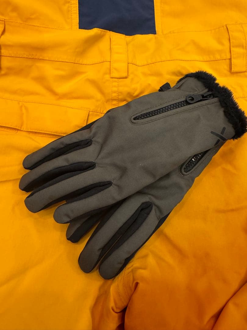 BURTON イエロー ビブパンツ キッズ M 140cm