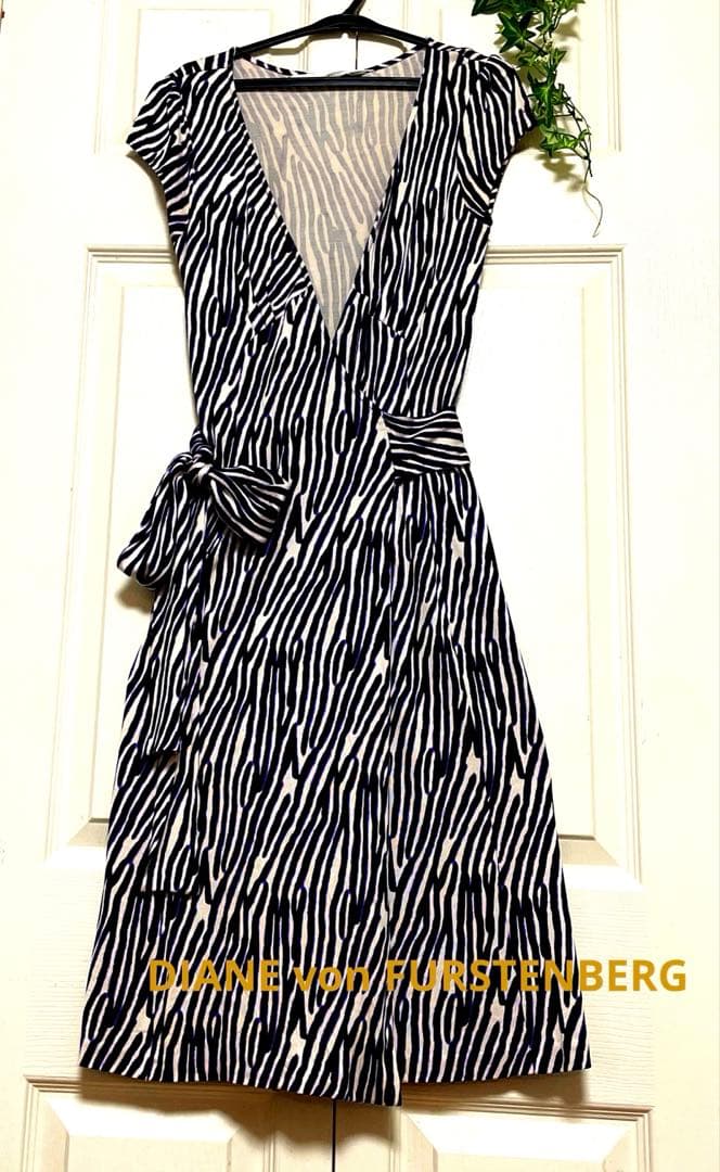 DIANEvonFURSTENBERG100%シルクラップドレス 紫×濃紫×白 - メルカリ