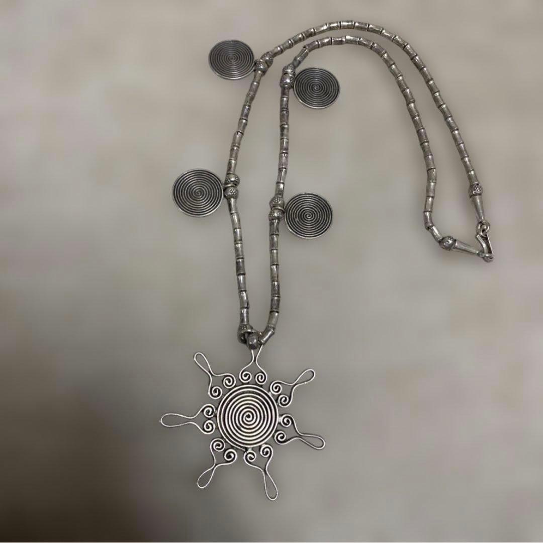 カレン族 カレンシルバー ネックレス ナジャ カレンシルバーネックレス｜マライカ公式通販