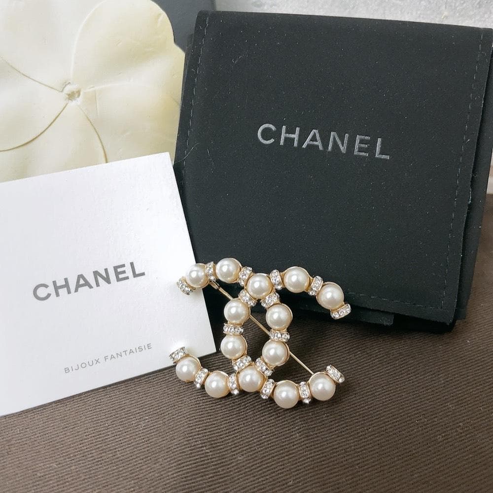 シャネル ココマーク B21C Fパール ブローチ アクセサリー シルバー 箱