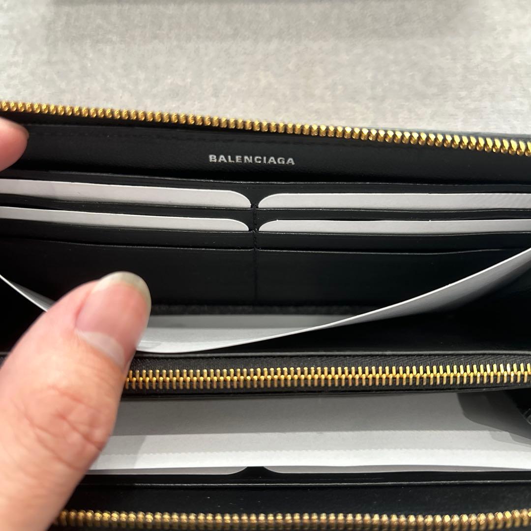 未使用級 BALENCIAGA ブラックレザー長財布 - メルカリ