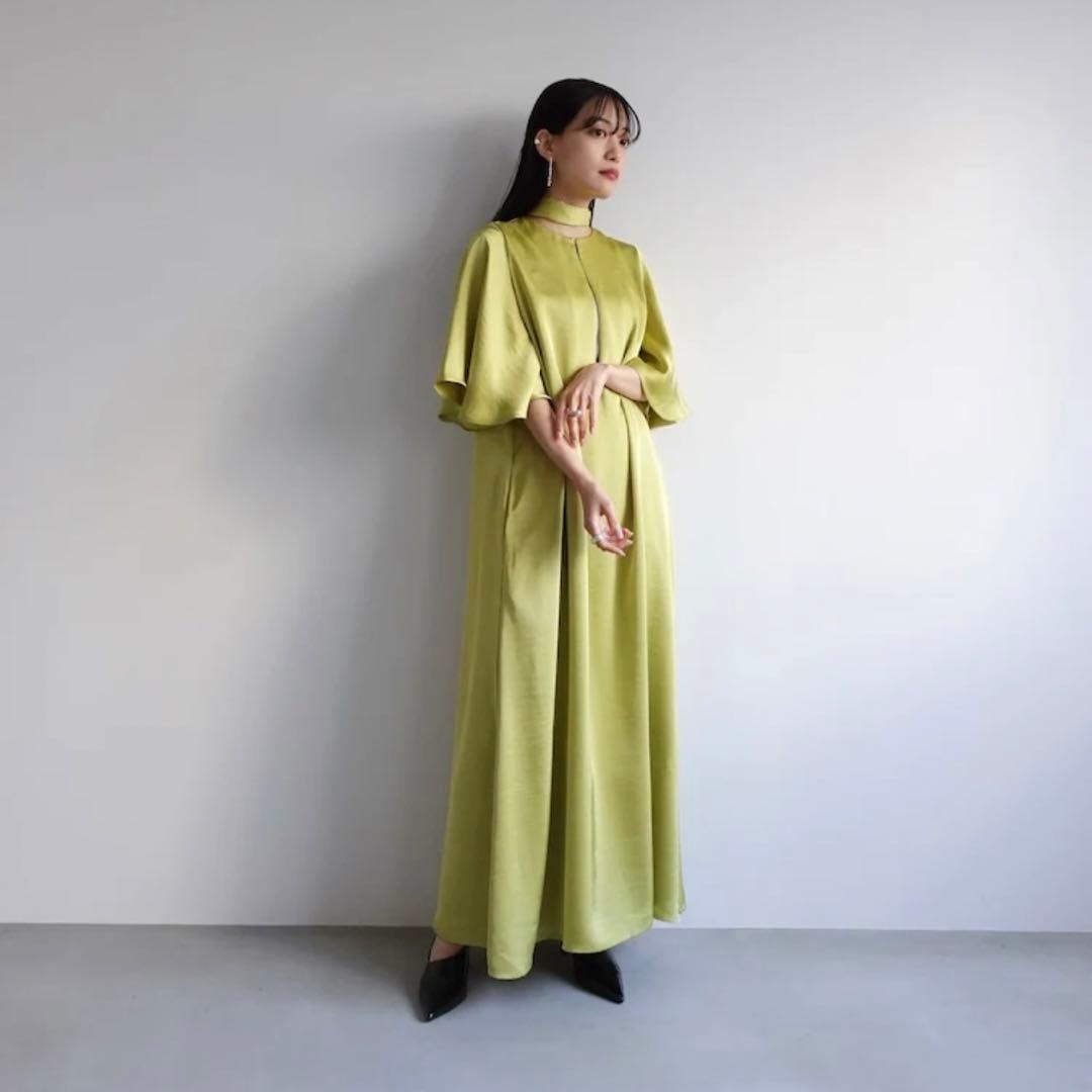 MARTE sahara Slit Neck Silky Dress - メルカリ