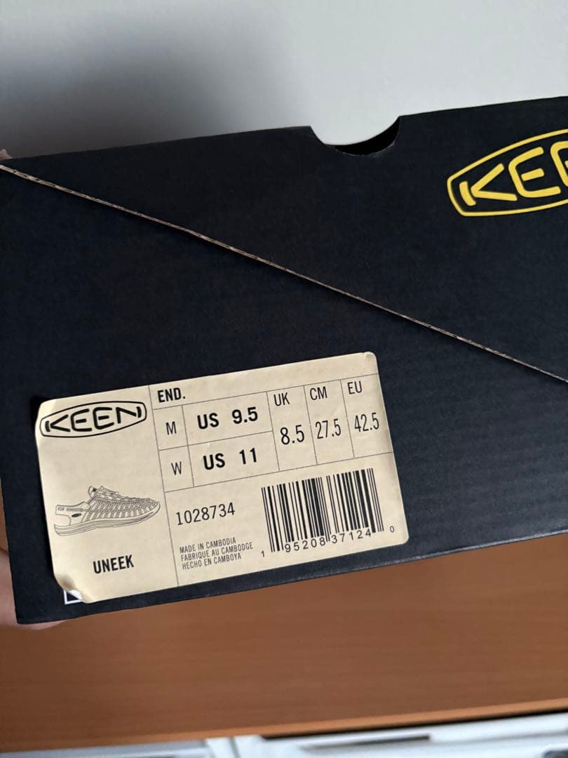 KEEN UNEEK × END. 別注モデル / US9.5（27.5cm）