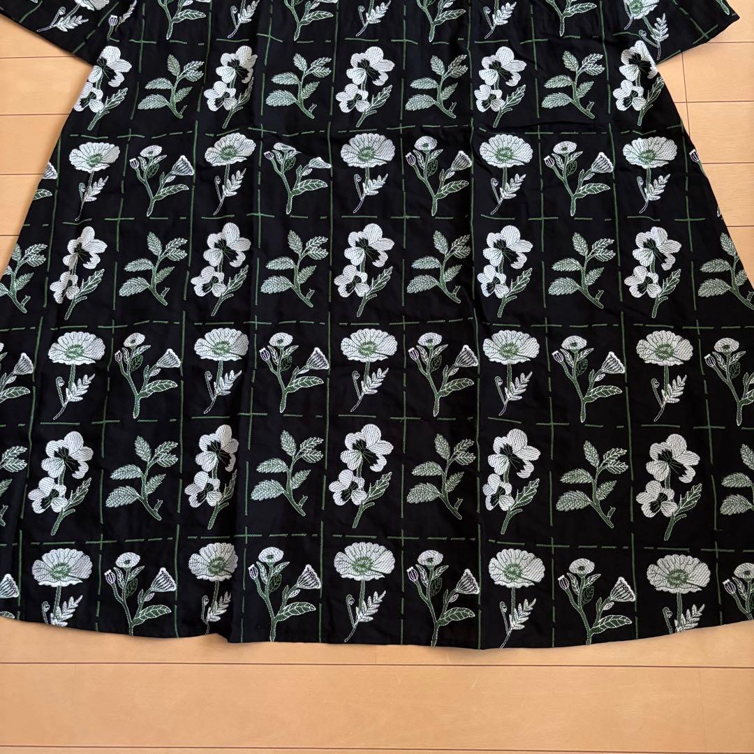 タグ付き】 bulle de savon 花切手の刺しゅう フレアーワンピース