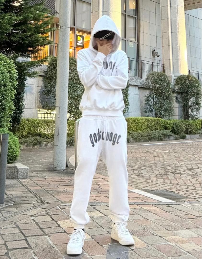 GOD SAVAGEスウェットセットアップ - メルカリ