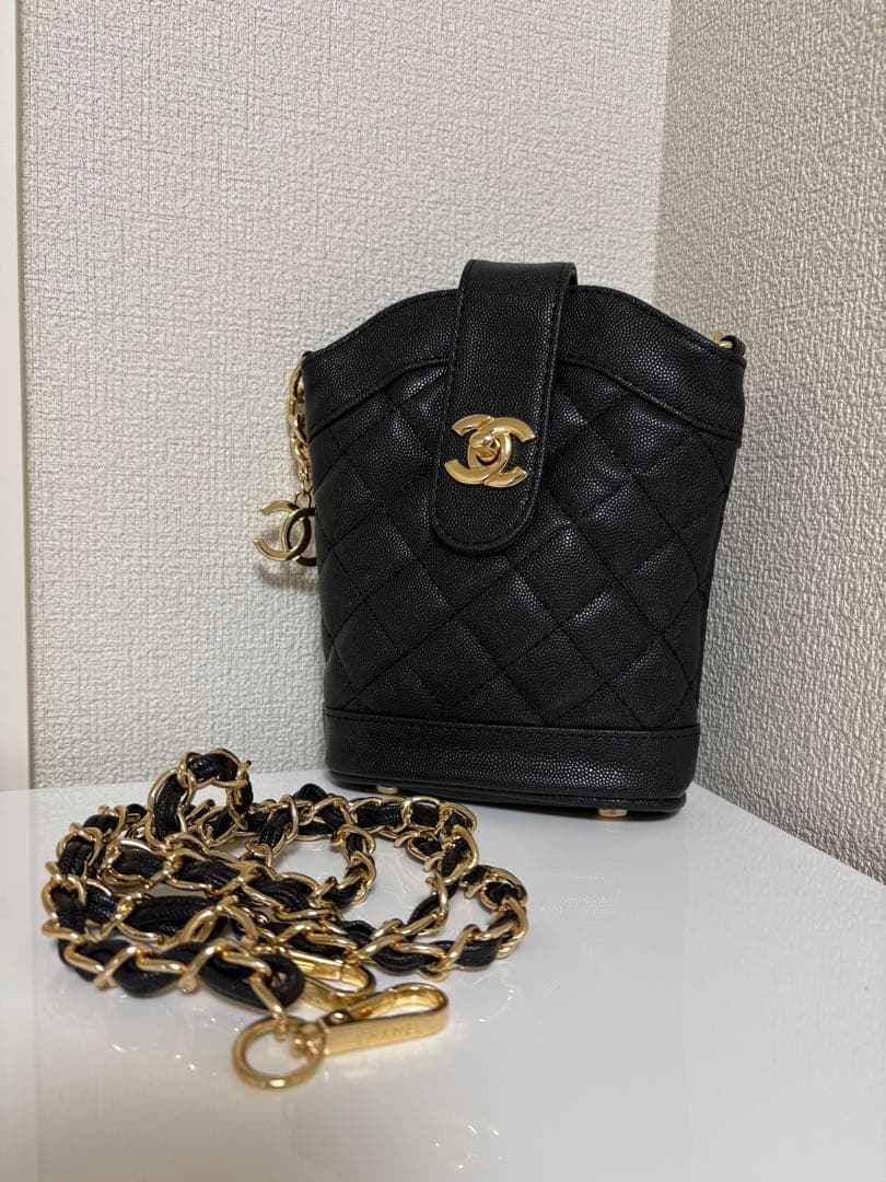 CHANEL ノベルティ　ショルダーバッグ　実物撮影 新品 シャネル ノベルティ ショルダーバッグ スマホポーチ ミニバッグ