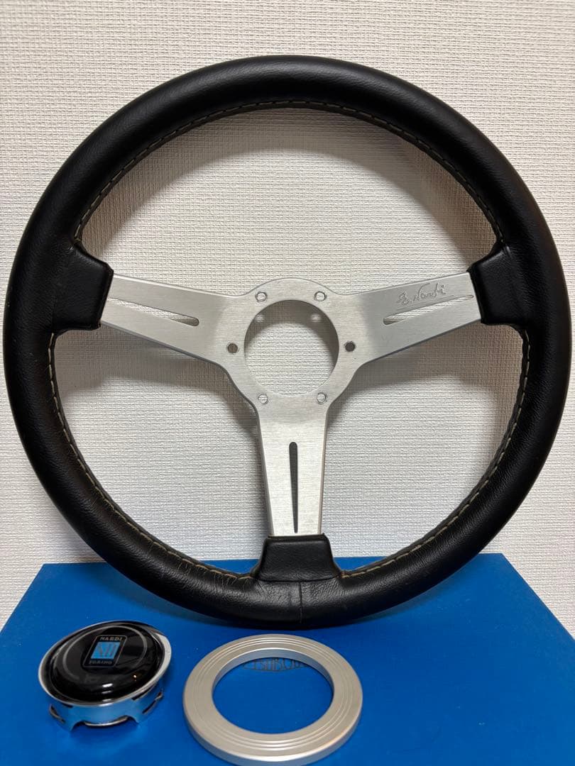 NARDI CLASSIC ブラックレザー＆シルバースポークステアリング 本体 CLASSIC ブラックレザー/シルバースポーク（36φ）N131 - NARDI