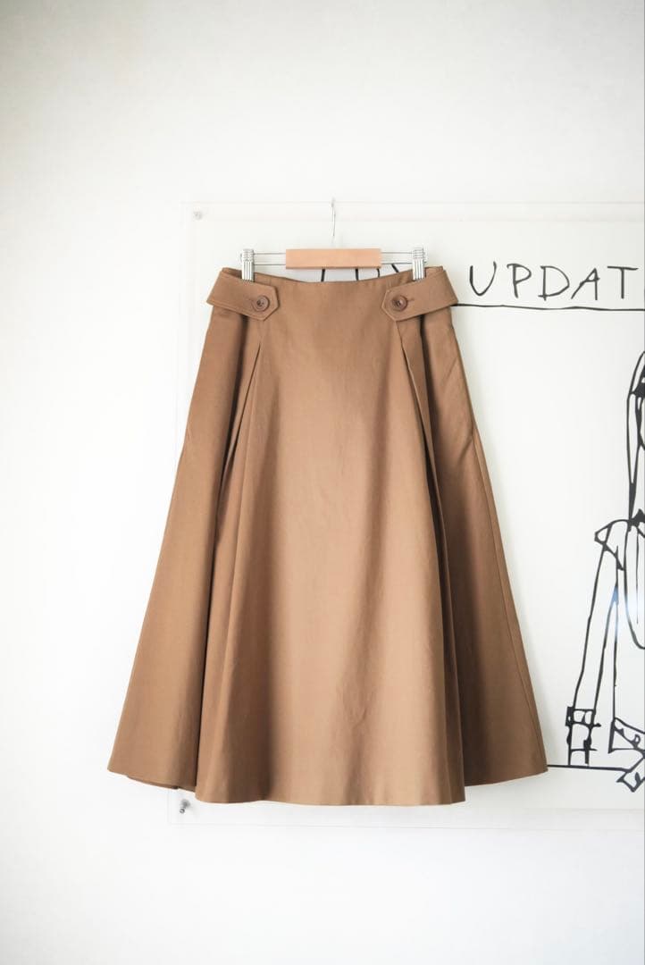 MAX MARA マックスマーラ 白タグ フレア ミディ スカート - メルカリ