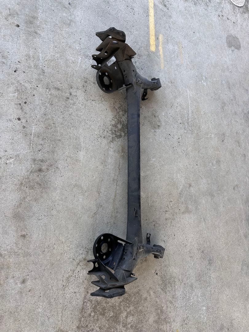 プリウスα ZVW41 加工リアアクスル プリウスα ZVW41 加工リアアクスル - メルカリ