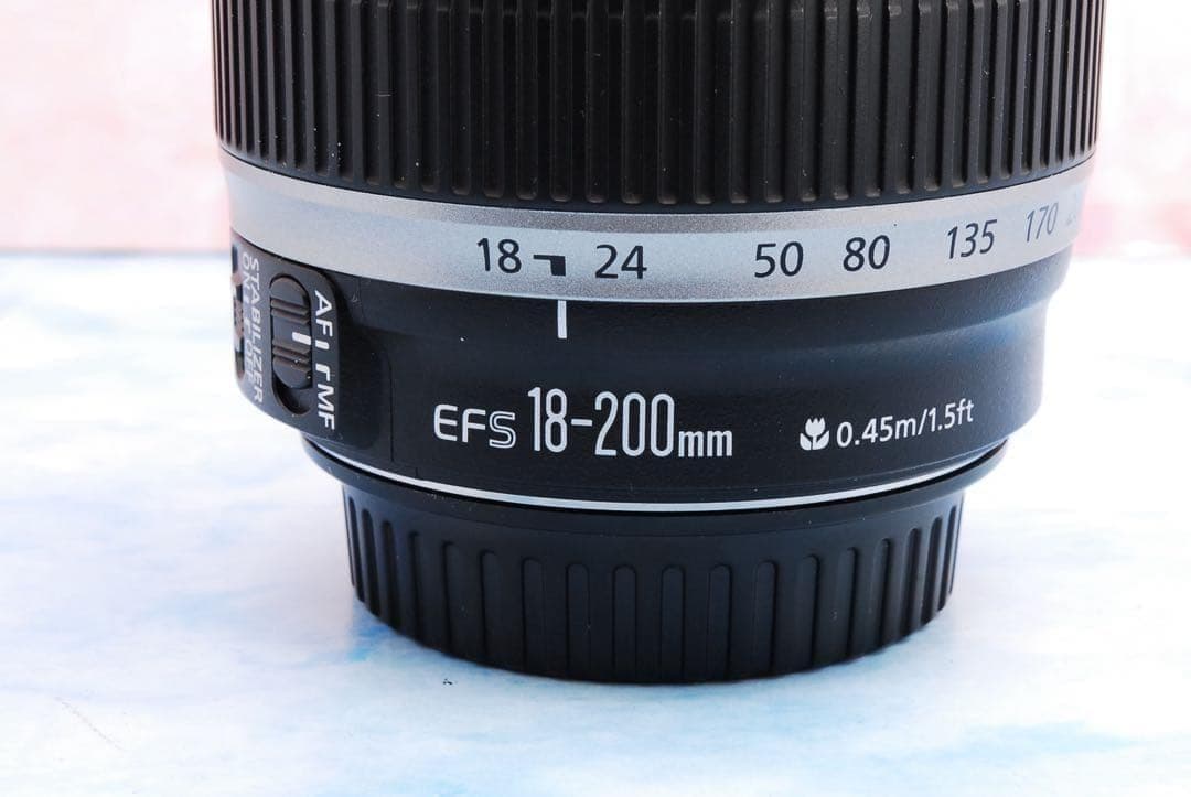 ✨美品✨Canon EF-S 18-200mm F3.5-5.6 IS