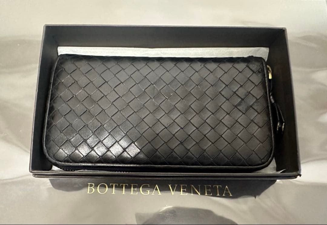 本体のみ】ボッテガヴェネタ ラウンドファスナー/ラム/黒/ゴールド