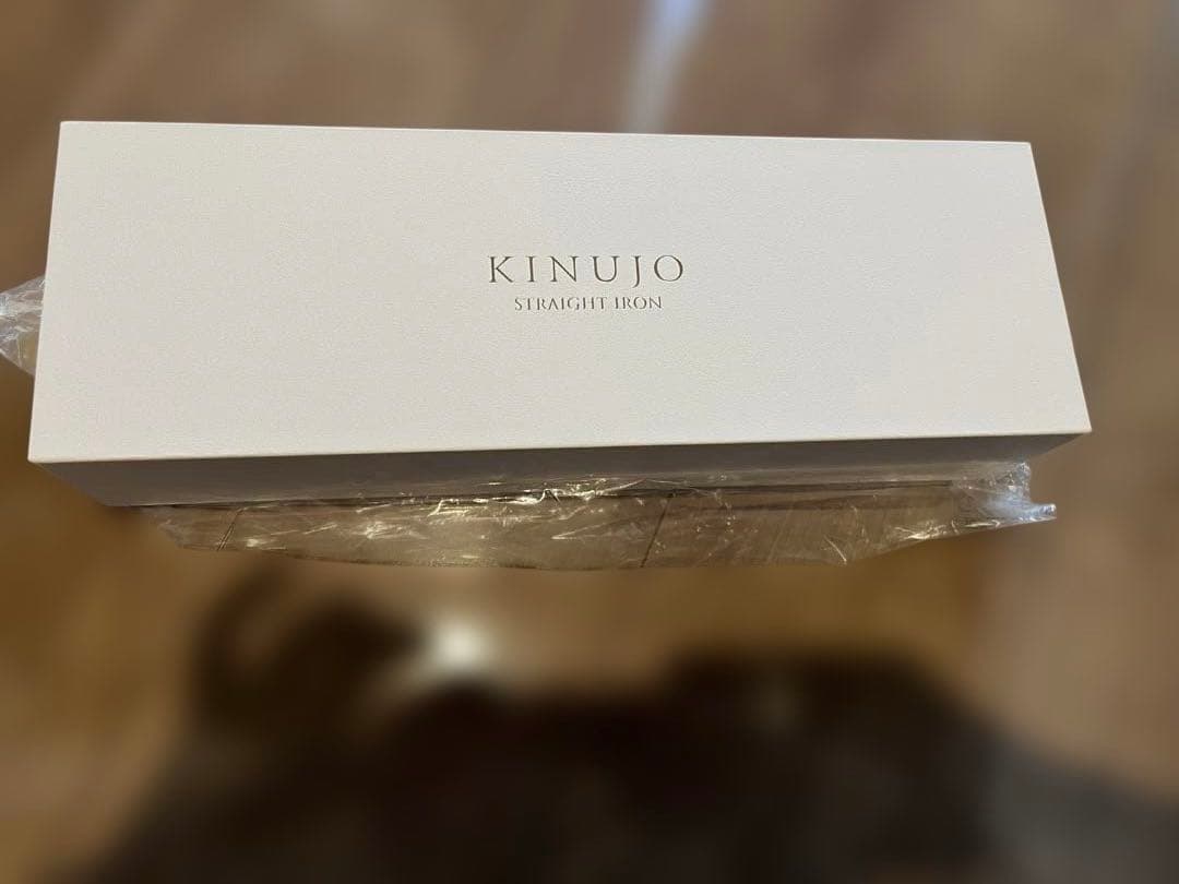 KINUJO ストレートアイロン ホワイトLM225 絹女　新品 絹女（KINUJO） ストレートアイロン LM225 パールホワイト｜【ハンズ