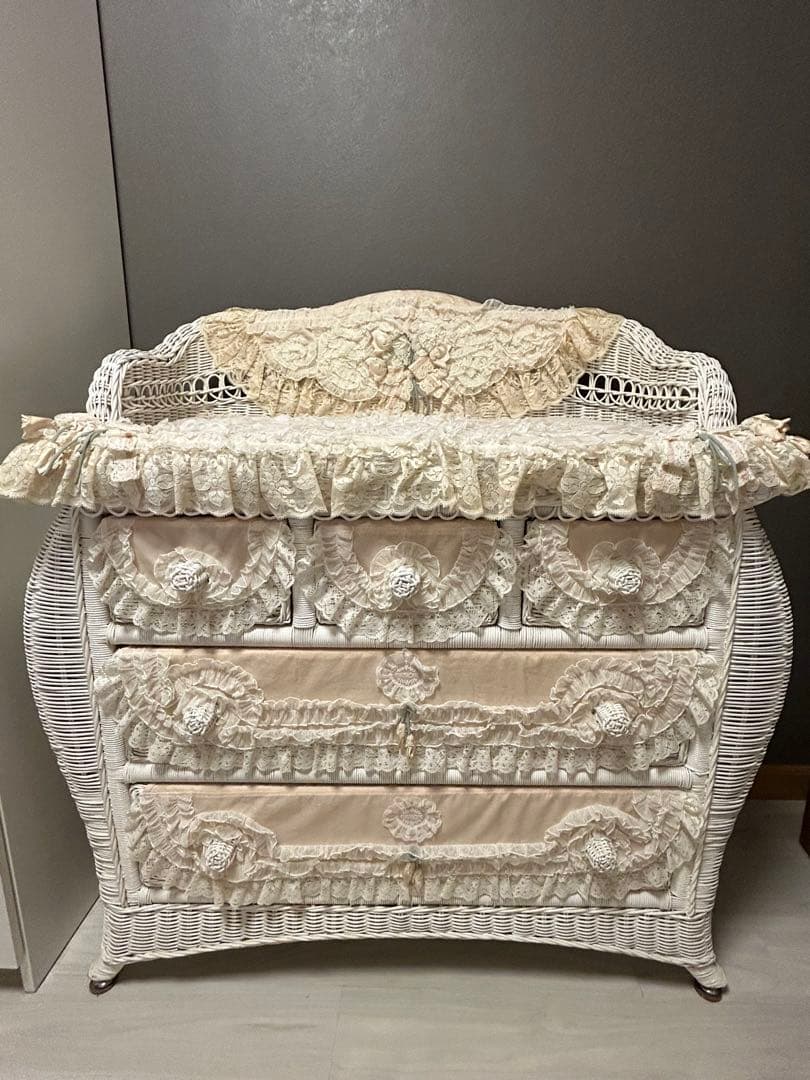 さえら HISCHRONE ヒスクローネ チェスト さえら HISCHRONE ヒスクローネ チェスト