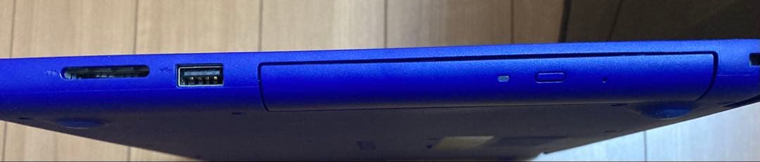 N*o様 ⚫《訳あり》Dell Inspiron 15 8GBメモリ、932 G