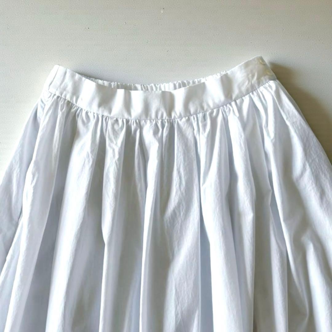 北欧暮らしの道具店 凛とした、大人のための白スカートクラシコム