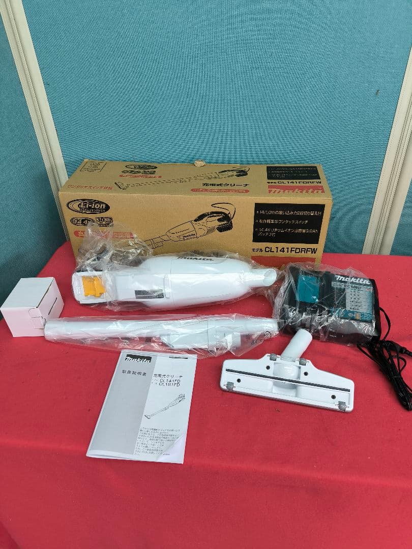 新品　マキタ コードレス掃除機14.4Vバッテリ充電器付 CL141FDRFW 楽天市場】マキタ CL141FDRFW 14.4V充電式クリーナー バッテリー・充電