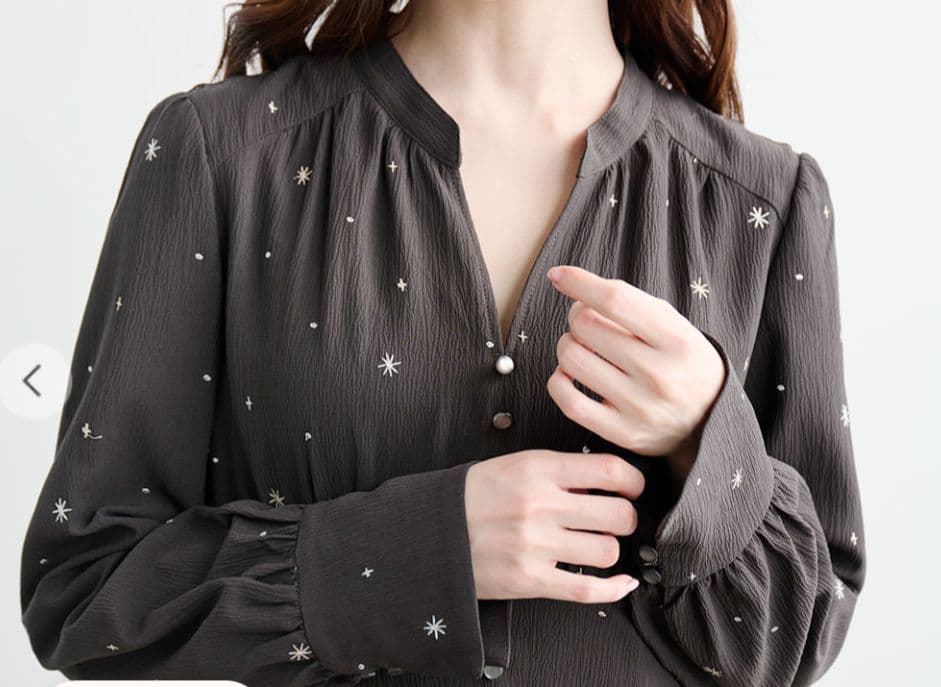 新作新品 ココディール 星柄刺繍 フレアワンピース サイズ2