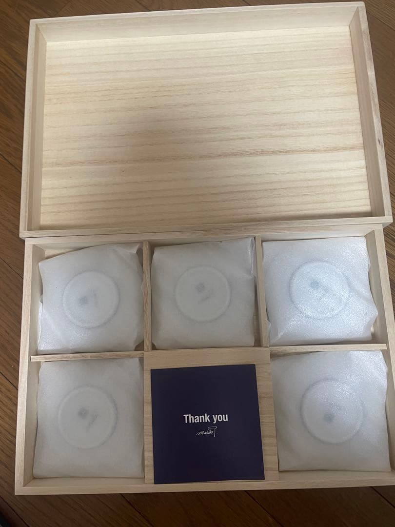 ⭐︎新品未使用⭐︎タキマキ 滝沢眞規子九谷焼 豆皿 - メルカリ