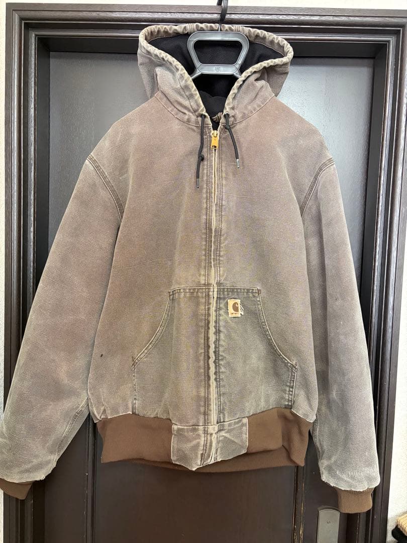 Carhartt アクティブジャケット 岸優太着用モデルと同配色 ブラウン