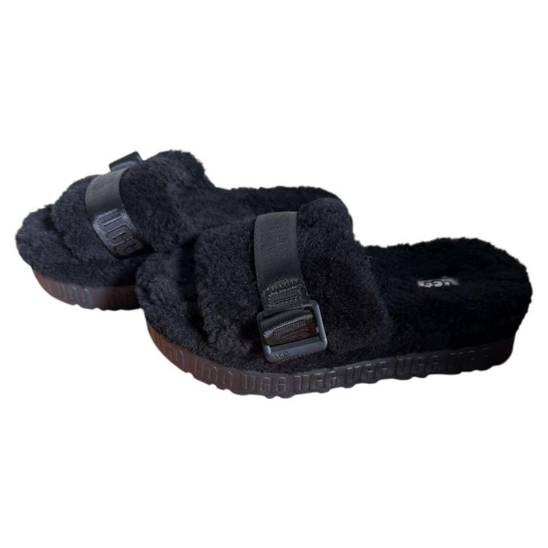 UGG ボアファーサンダル 厚底 ブラック - メルカリ