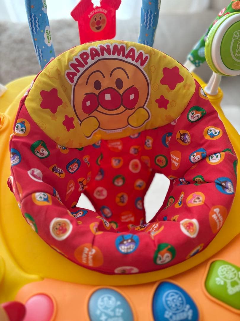 期間限定お値下げ中＊元気いっぱい！アンパンマンベビージャンパー