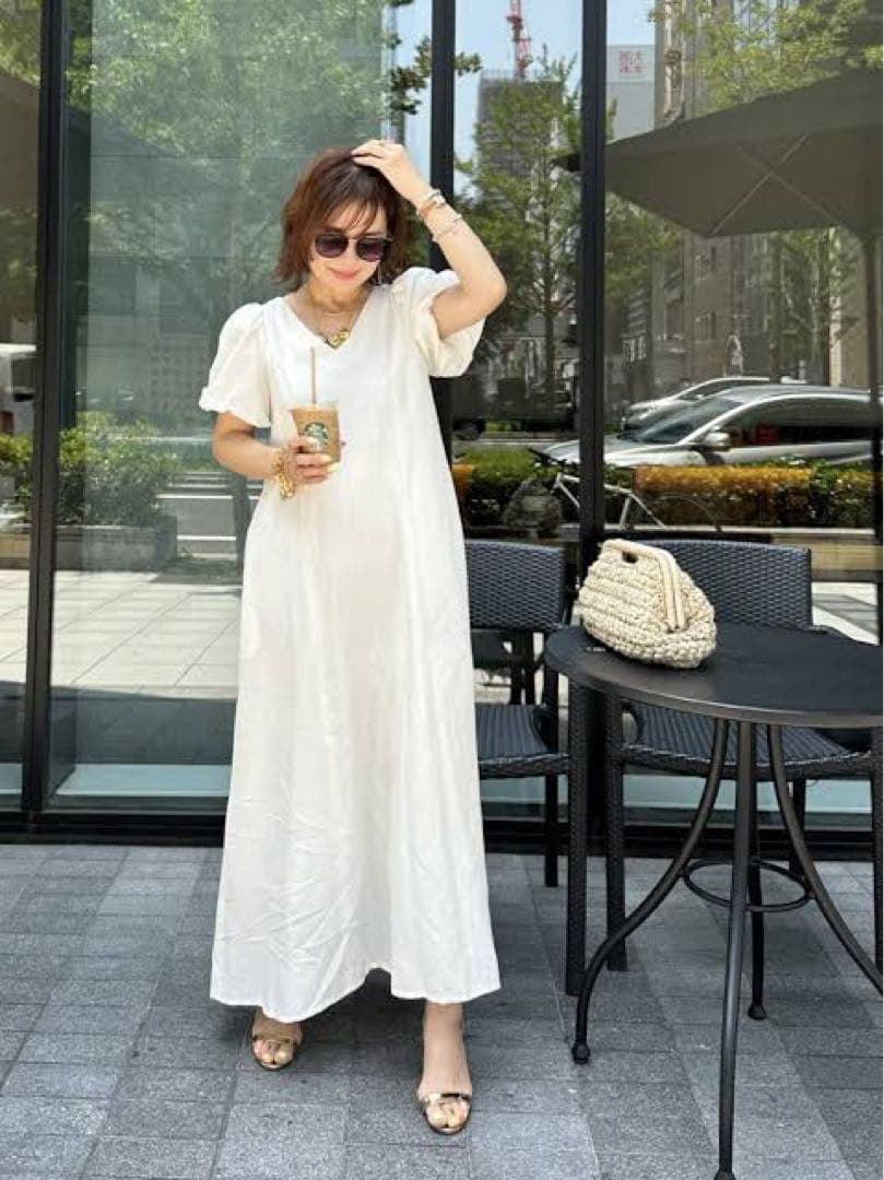 イデアルーチェリネンパフワンピース