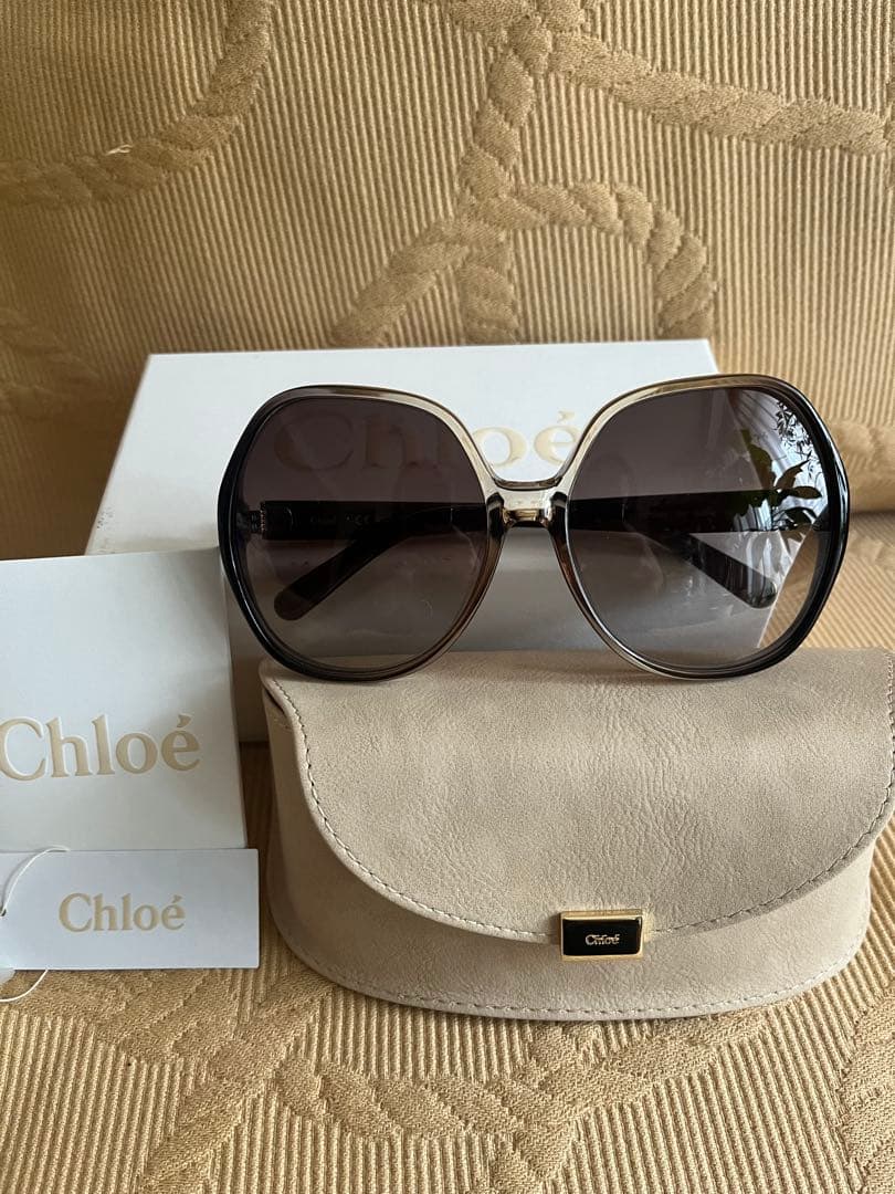 Chloé ☆サングラス ☆ブラック/グレー☆新品に近い極美品 Chloe（クロエ） サングラス レディース グレーグラデーション