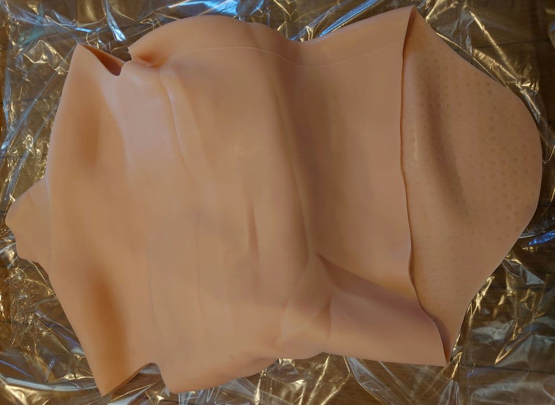 HUWAHUWA社 シリコンバスト　未使用