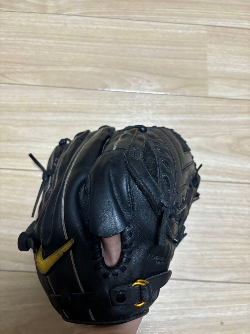 廃盤 ダルビッシュモデル 大人用 ASICS（アシックス） グローブ 大人 一般 軟式グラブ ダルビッシュ選手