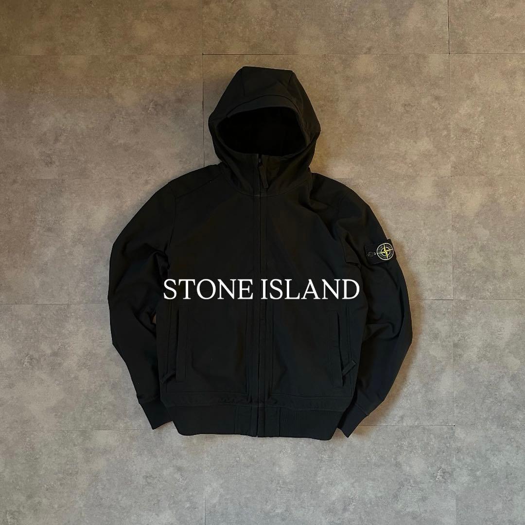 【極美品❗️】stone  ソフトシェルジャケット　黒 Stone Island: ブラック ショート ソフトシェル ジャケット | SSENSE 日本