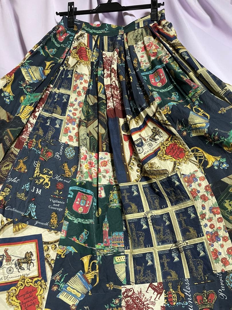 Jane marple All You Need Is Love スカート - メルカリ