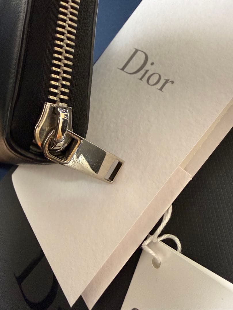 限定レア Dior 長財布 KAWSコラボ ビーレザー ロングジップ 黒【美品