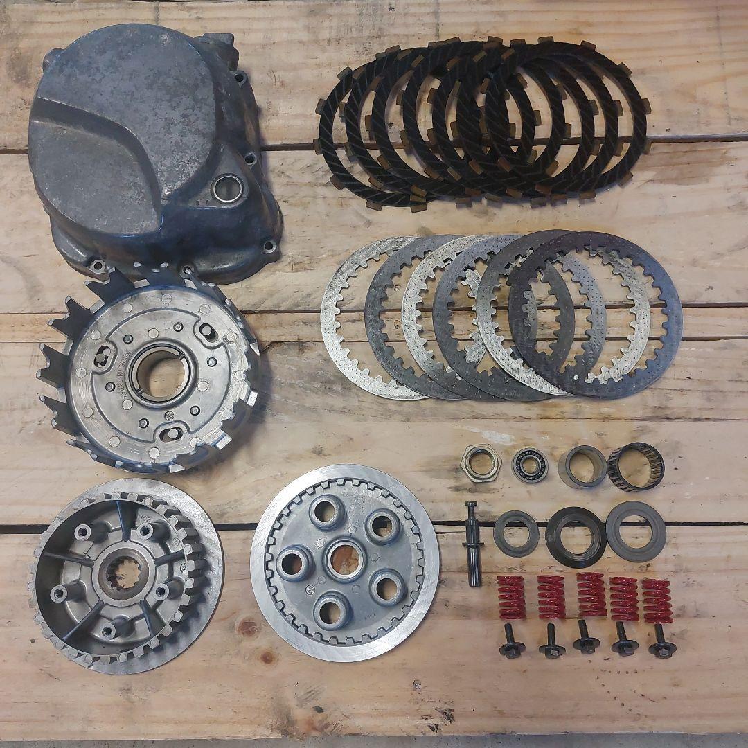 ゼファー400/550 クラッチハウジング クラッチカバー - メルカリ