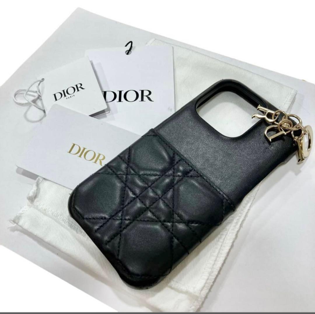 高級✨Dior カナージュ ラムスキン iPhone16pro用ケース ブラック DIOR | Lady Dior iPhone 16Pro Max ケース カナージュ ラムスキン