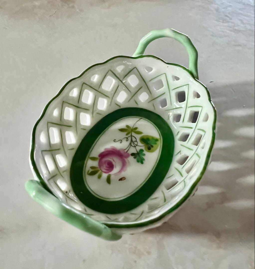 Herend ヘレンド ウィーンの薔薇 陶器 ミニバスケット - メルカリ