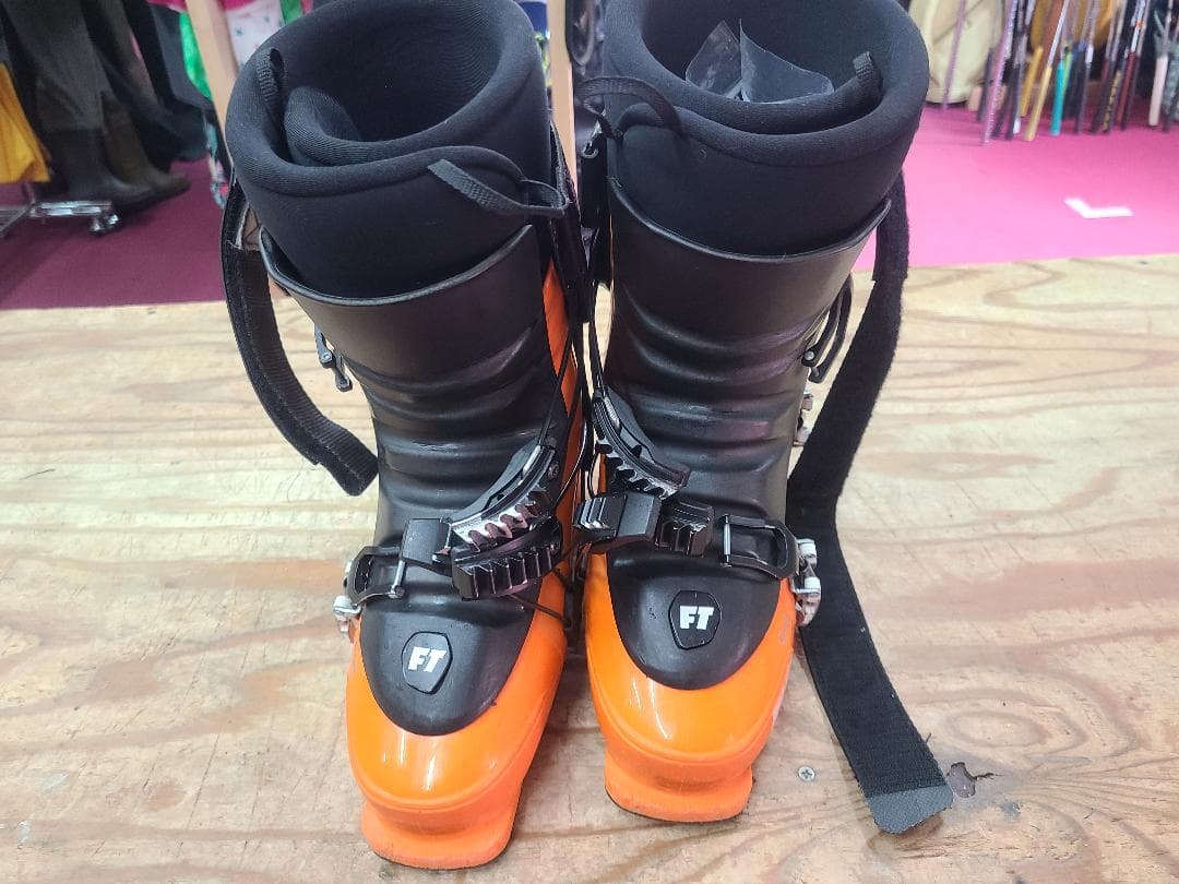 26-26.5 FULL TILT DESCENDANT 8 FT - メルカリ