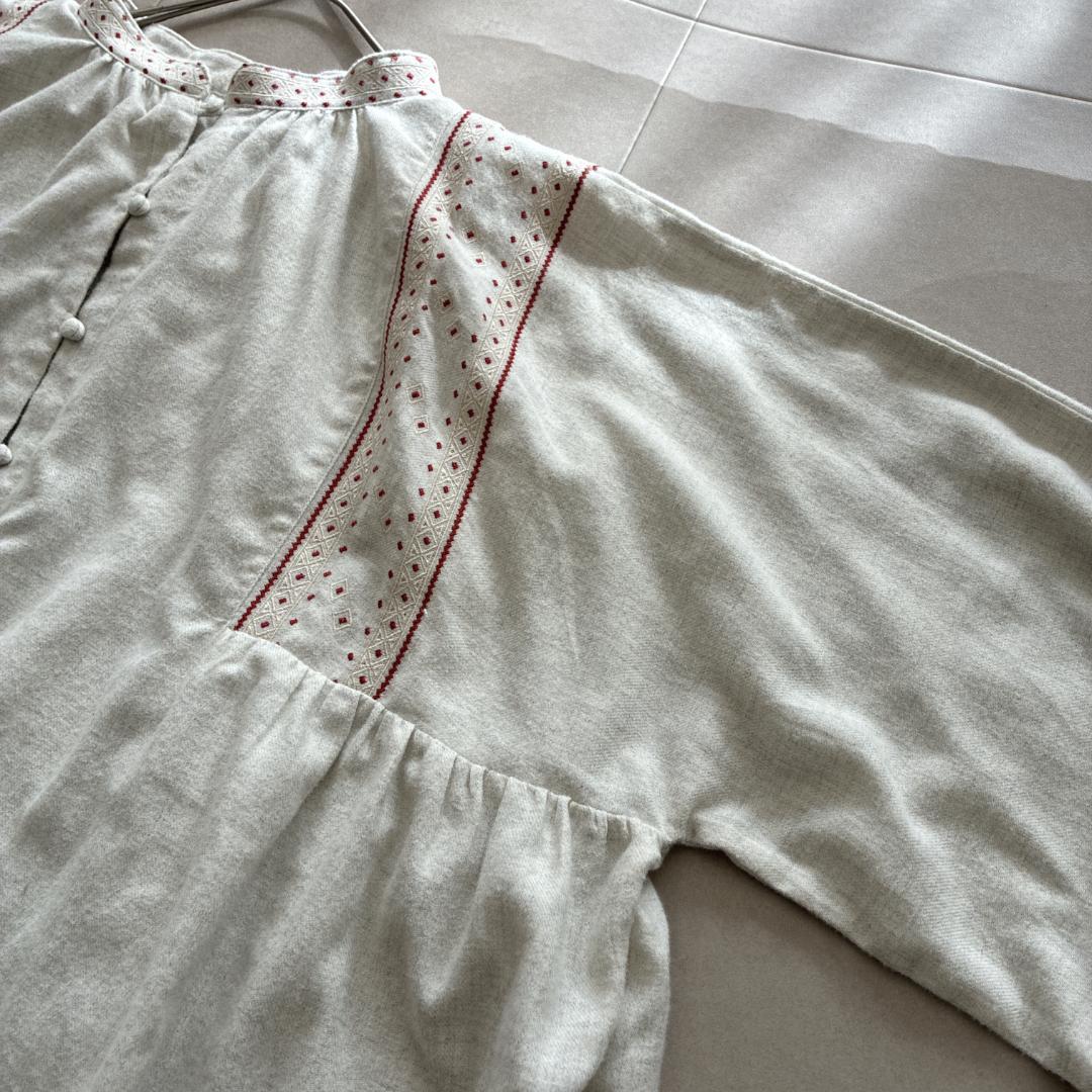 販売 中ファッション - 極美品 完売品 ツムグ♡コットン ビエラトップ