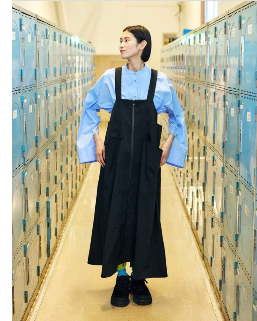 ナゴンスタンス】Big Pockets Strap Skirt⭐︎ブラック⭐︎S - メルカリ