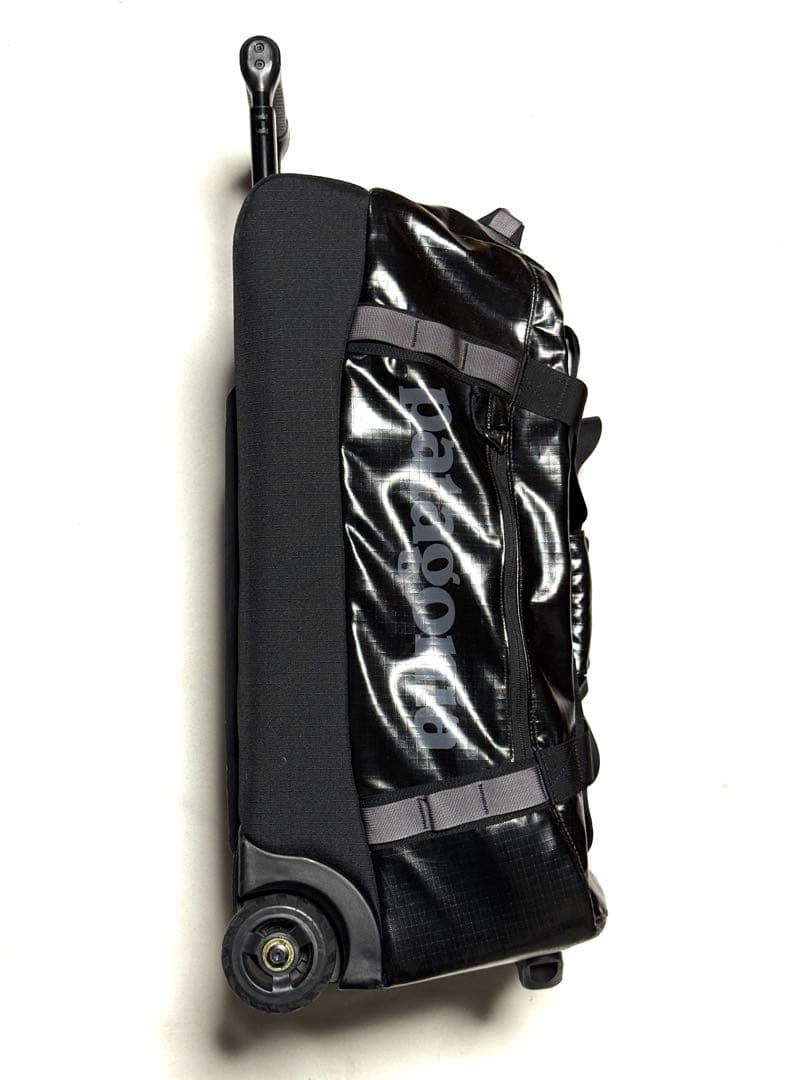 パタゴニア ブラックホールウィールドダッフル 45L キャリーバッグ ブラックホール・ダッフル - パタゴニア公式オンラインショップ