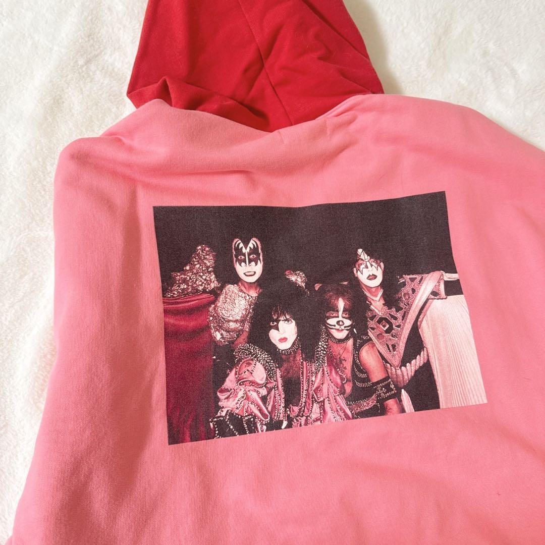 新品未使用 即完商品 KISS×Re.コラボフーディー パーカー 仲里依紗