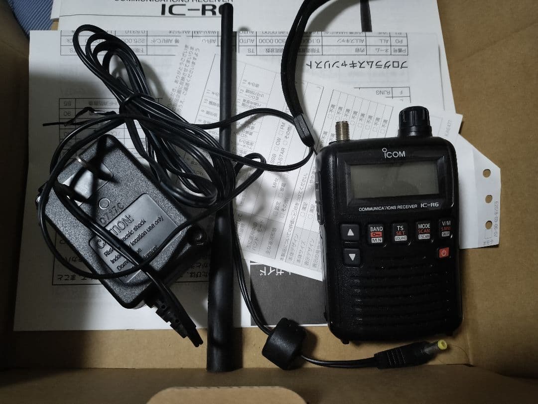 iCOM IC-R6 エアーバンドスペシャル Amazon | アイコム IC-R6 エアーバンドスペシャル 車載用50cm