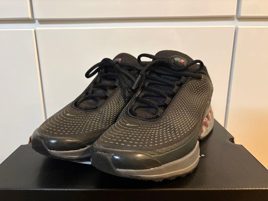 美品　NIKE AIR MAX Dn All night 25.5cm